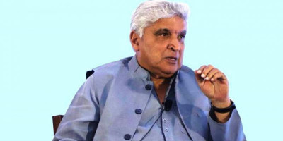 Javed Akhtar Minta Panggilan Adzan dengan Pengeras Suara Dihentikan