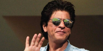 Ketika Shah Rukh Khan Bicara Kebenaran di Balik leluconnya di Acara Penghargaan