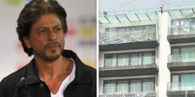Rumah Shah Rukh Khan Ditutup Plastik, Benarkah Karena Takut Virus Corona