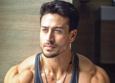 Tendangan Tiger Shroff Hampir Saja mengenai Wajah Rekan Mainnya