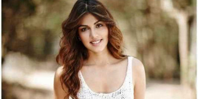 Dilaporkan ke Polisi, Rhea Chakraborty Siap Gandeng Pengacara