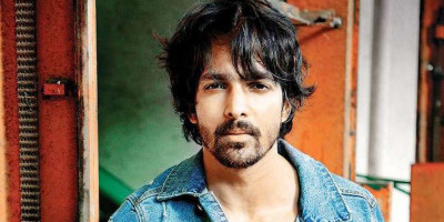 Rasakan Demam, Aktor Harshvardhan Rane Positif Covid-19