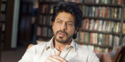 Shah Rukh Khan Akan Perankan Ayah dan Anak dalam Film Terbarunya