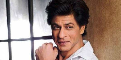 5 Film Blockbuster yang Pernah Ditolak Shah Rukh Khan 