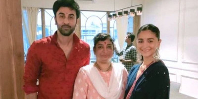 Diwali 2020: Ranbir Kapoor dan Alia Bhatt Pilih Makan Malam Romantis di Rumah