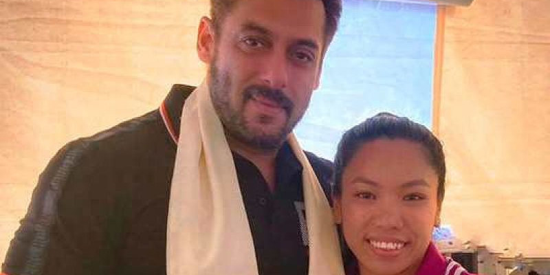 Salman Khan Di Olok-olok Setelah Unggah Foto Bareng Peraih Medali Perak di Olimpiade Tokyo 2020, Mirabai Chanu 