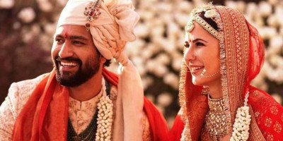 Vicky-Katrina Kenakan Baju Pengantin dan Perhiasan Berlian Rancangan Sabyasachi, Ini Detailnya 