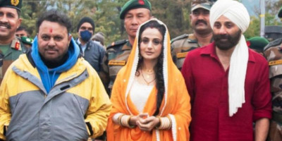 Intip Sunny Deol & Ameesha Patel Syuting "Gadar 2" di Lucknow