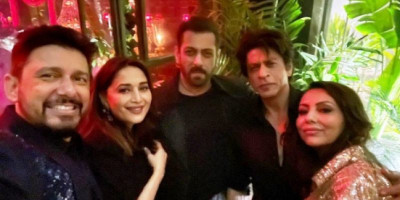 Ketika SRK, Salman Khan dan Madhuri Dixit Bertemu, Apa yang Mereka Bicarakan Ya?