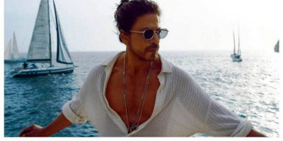 Ditanya Berapa Honor Bermain dalam "Pathaan", Ini Jawaban Lucu SRK 