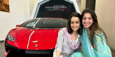 Shraddha Kapoor Menambah Koleksi Mobil Mewahnya dengan Lamborghini, Cek Harganya! 