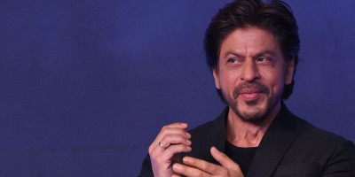 Tak Mau Main Film Hollywood, SRK: Bahasa Inggrisku Kurang Bagus 
